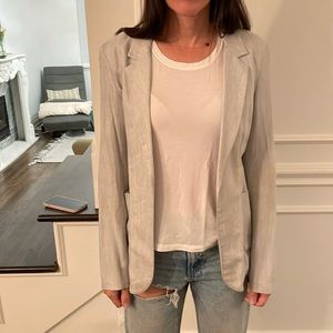 Aritzia Talula size 0 light grey blazer